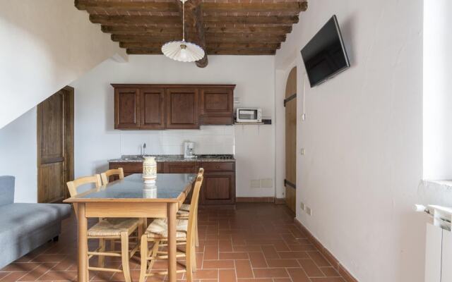 Attractive Villa in Montespertoli With Swimming Pool