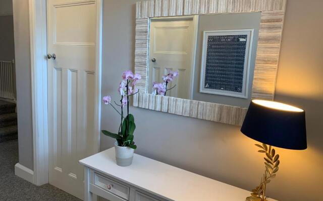 Winterstoke view-Ramsgate-5 bed Family & dog friendly beach retreat-Seaviews