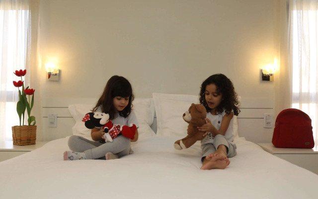 Golden Tulip Goiania Address