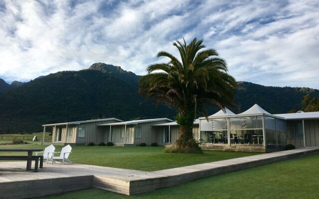 Franz Josef Oasis