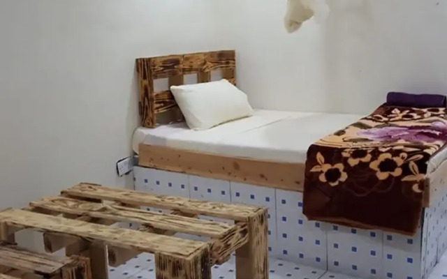 Korompoi Motel