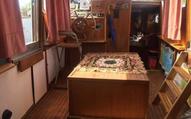 Bateau Croisière Bohème au calme