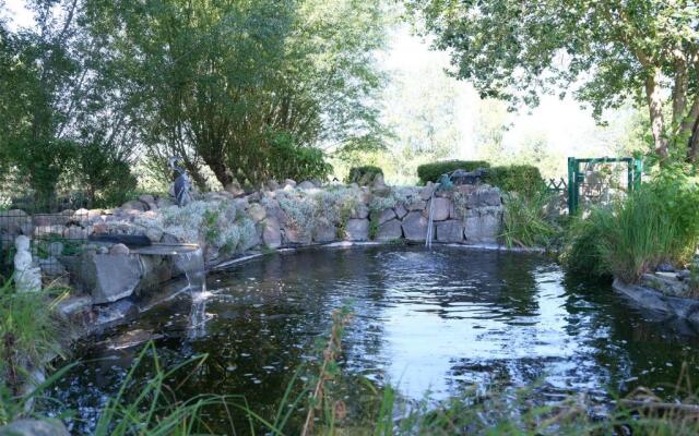 Ferienhaus Fur 8 Personen Mit Kamin & Terrasse