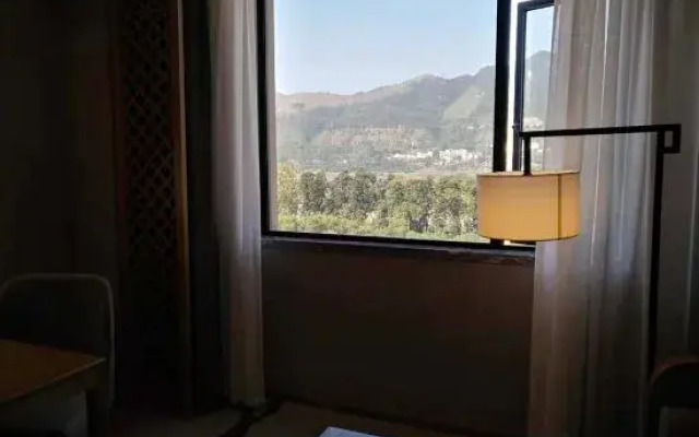 Jinyaofeng Resort