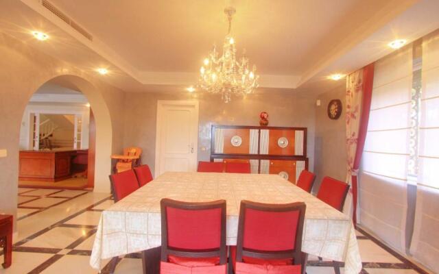 1077 beach villa el paraiso