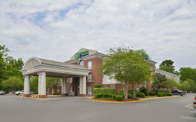 Holiday Inn Express Hotel & Suites Lafayette by IHG