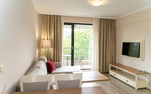 White Rock Castle Suite Hotel & SPA