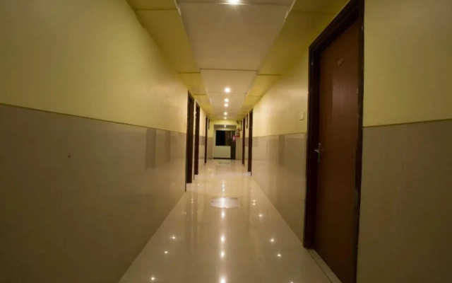 OYO 24134 Diamond Foodway