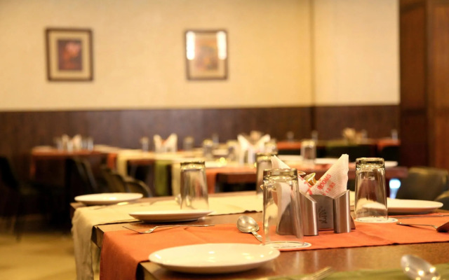 OYO Premium Jaipur Airport 2