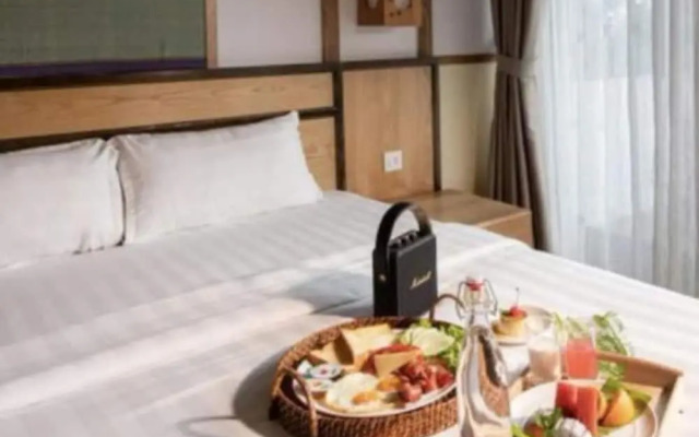 Ba Khan Village Resort