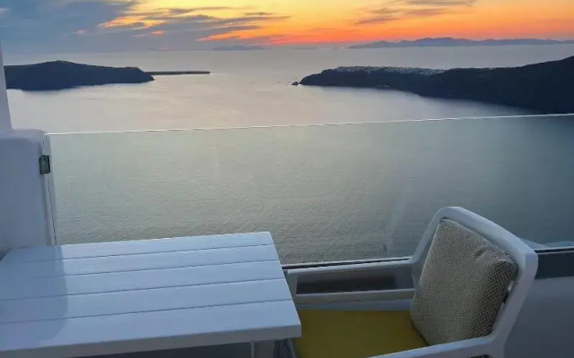 Unique Suites