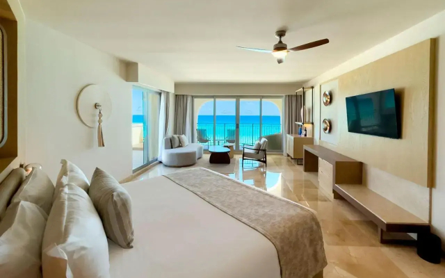 Royal Select at Grand Park Royal Cancun-All Inclusive-Adults Only