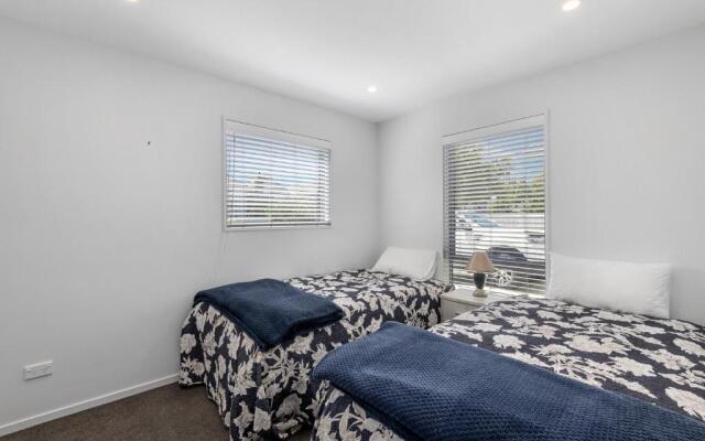 Cosy on Clissold - Christchurch City Centre Apartment