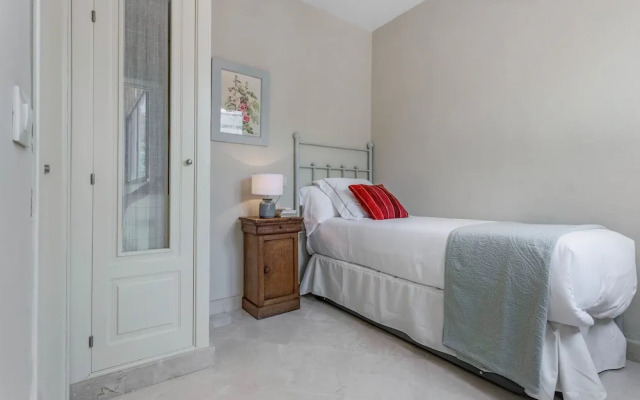 Puerta del Arenal III