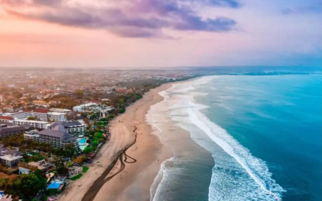 Townhouse Oak Legian Near Legian Beach Formerly Sayang Maha Merta