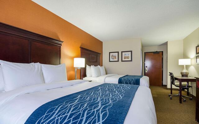 Comfort Inn & Suites Hutchinson