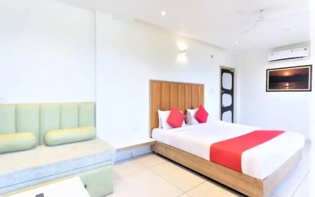 Hotel Pachmarhi