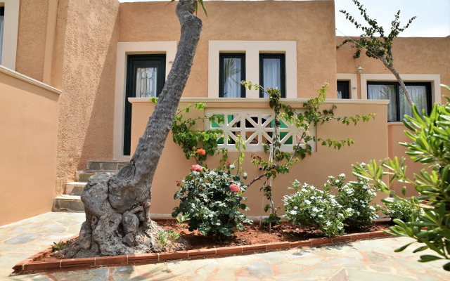 Golden Bay Hotel