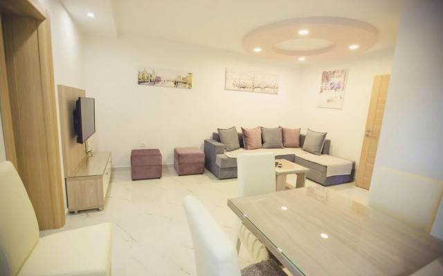 Nino Superior, One Bedroom Apartment With Terrace No.2