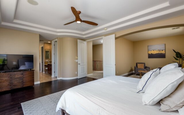 Casa Hermosa 4 Bedroom Home by Redawning