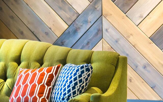 Summit Lodge Boutique Hotel