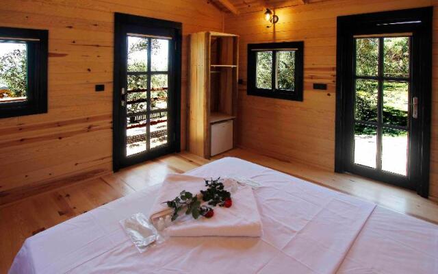 Zena Beach Bungalows