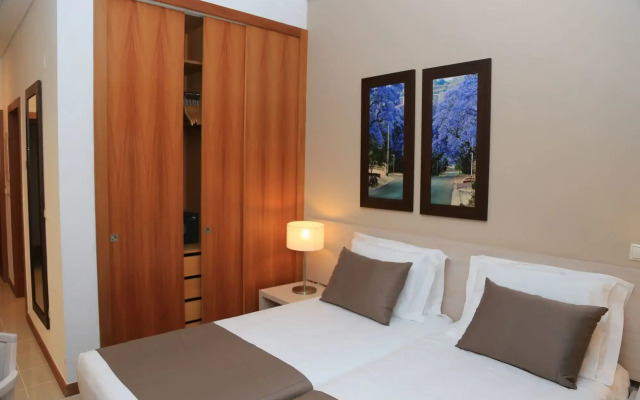 Fly Hotel