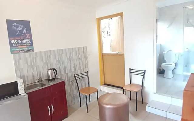 Neo & Ruks Guest House Parow