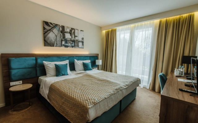 Hotel Nais