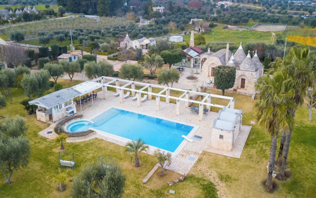 Tenuta Nicla With Pool Locorotondo