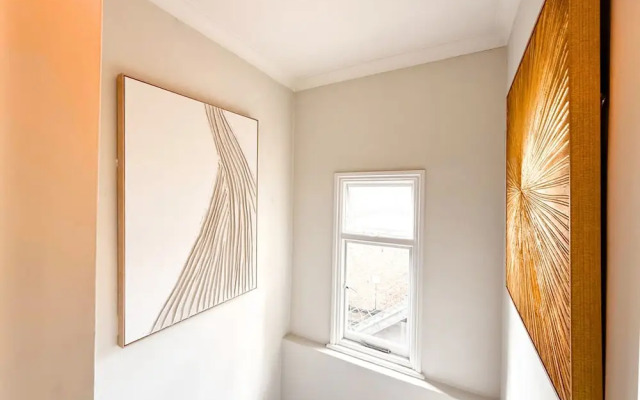 1300ft Fitzrovia Soho 2b2b