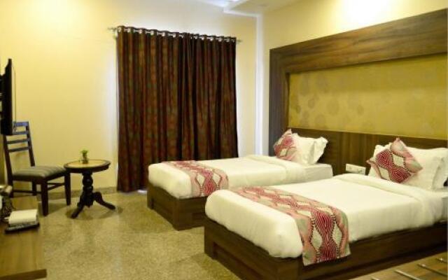 Hotel Neelam Paradise