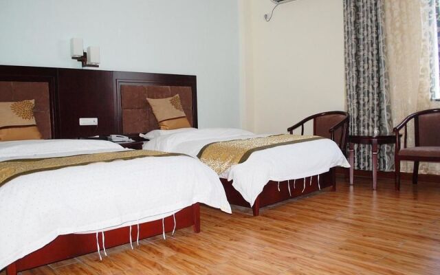 Tian Tian Holiday Hotel