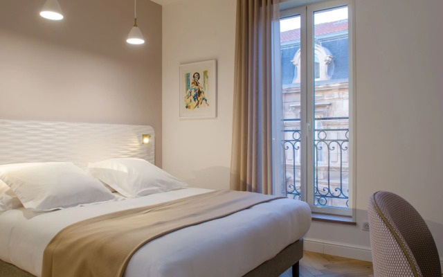 Hotel Cafe Glacier Le XIX