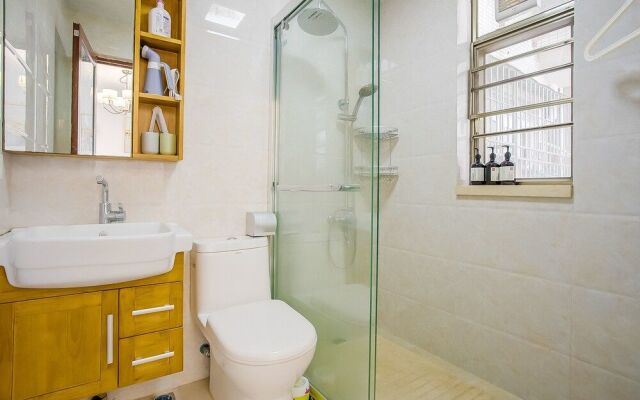 Locals Boutique Apartment Jiuzhou Port.2