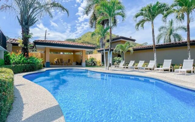 Las Brisas 5