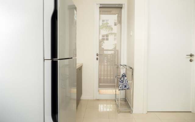 Modern 2BR Apartment at Parahyangan Residence