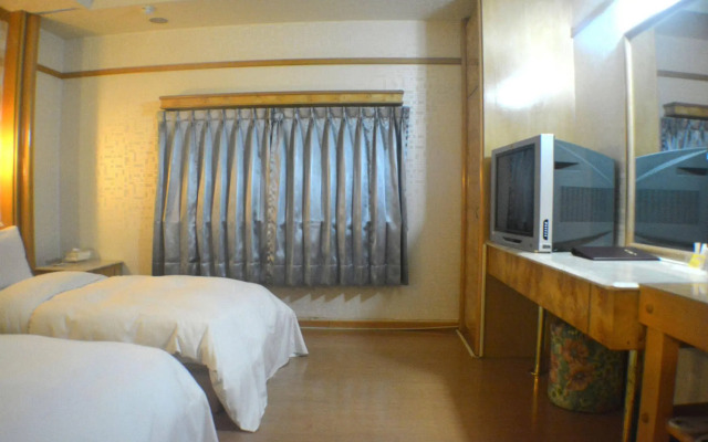 Beethoven Garden Motel
