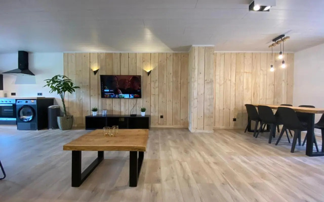 Wooden Soul : duplex 2 chambres avec jardin commun