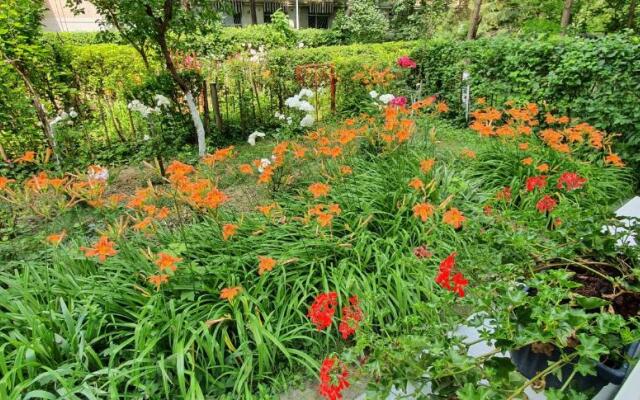 3 Rooms Apartment Airy & Bright Garden