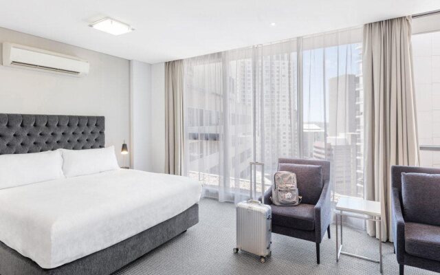 Meriton Suites Campbell Street, Sydney