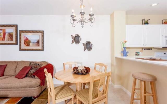 Canopy Walk 1012 - Three Bedroom Condo