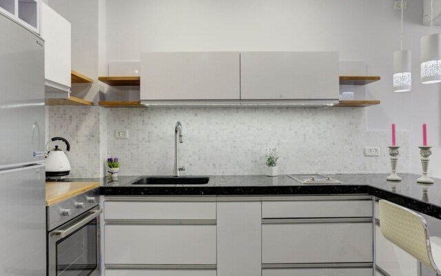 3 Bedrooms - Ben Yehuda