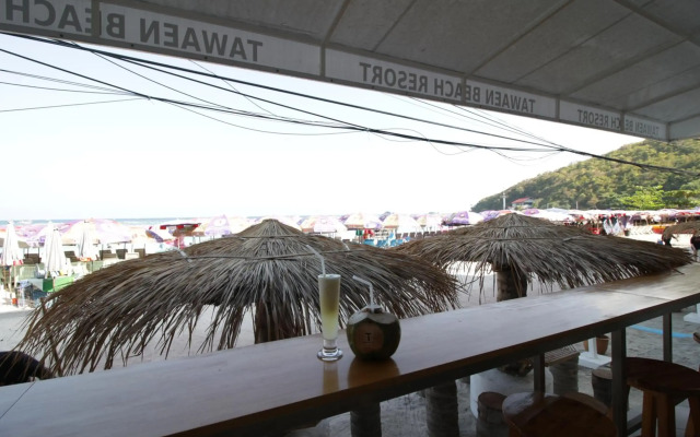 Tawaen Beach Resort