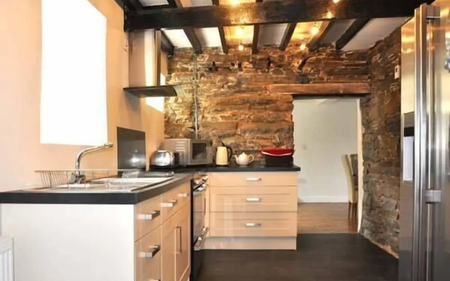 Hendre Aled Farmhouse