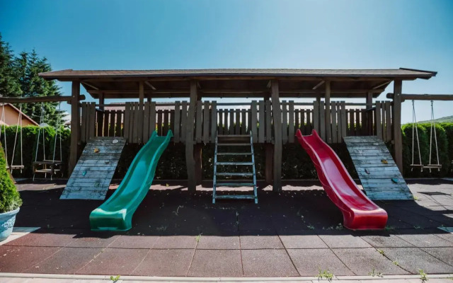 Complex turistic Han Pescaresc