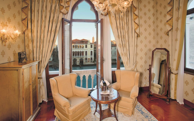 Hotel Palazzo Stern