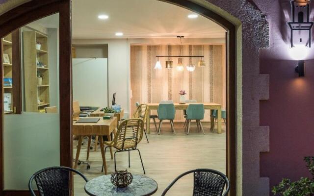 Minaret Suites & Apartments