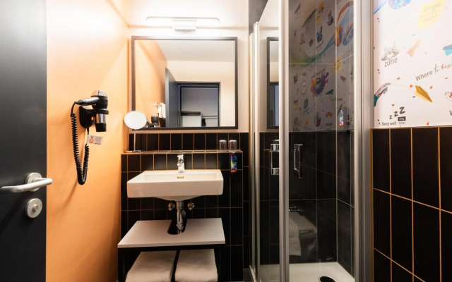 Holiday Inn - The Niu, Blade Solingen