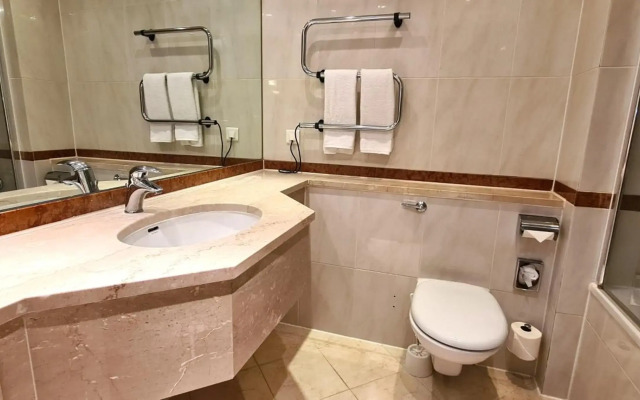 Manor of Groves Hotel, Golf & Health Club